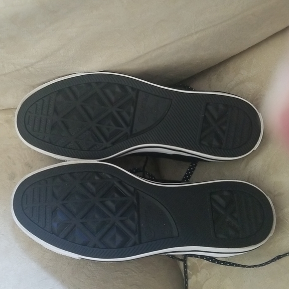 Converse Rose Sneakers - Picture 7 of 8